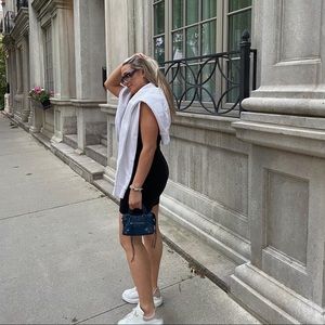 Meet your Posher, Olivia